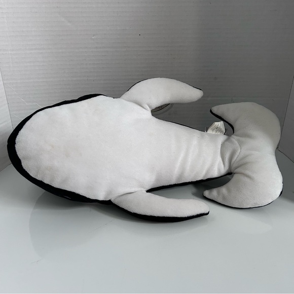 Vintage 1996 Ty PILLOW PALS tide the orca whale 14” long 6” tall - Picture 5 of 7